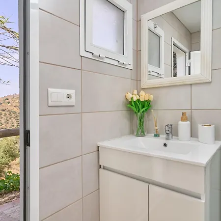 Kır Evi Olivar 30 *